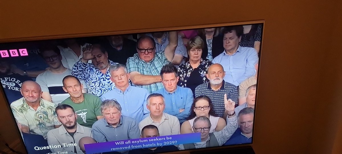 #RentaCrowd on  #bbcqt tonight  How the hell did the BBC allow this to happen
 Mostly  MALES looking to pick a FIGHT 
Reckon they had a BLOCK BOOKING  Did Zia Yusuf  fix it for them 
SO Disgusted!!!