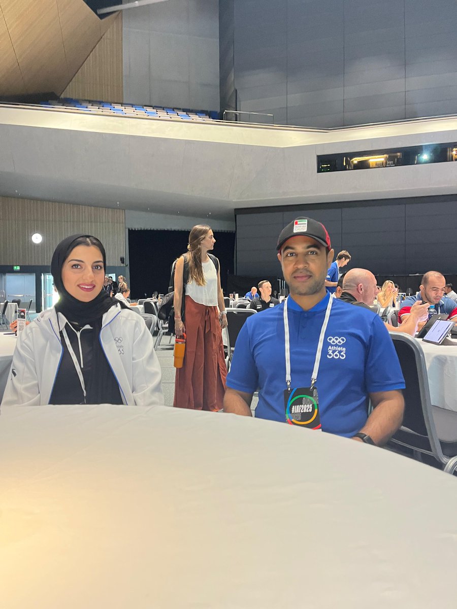 اللجنة الأولمبية الوطنية تشارك بمنتدى الرياضيين الدولي الثاني عشر في لوزان ممثلة بلجنة الرياضيين 🇦🇪🌍

شاركت لجنة الرياضيين التابعة للجنة الأولمبية الوطنية في منتدى الرياضيين الدولي الثاني عشر (IAF)، والذي يُعقد خلال يومي 11 و12 يونيو في مدينة لوزان السويسرية، بوفد ضم محمد الناخي