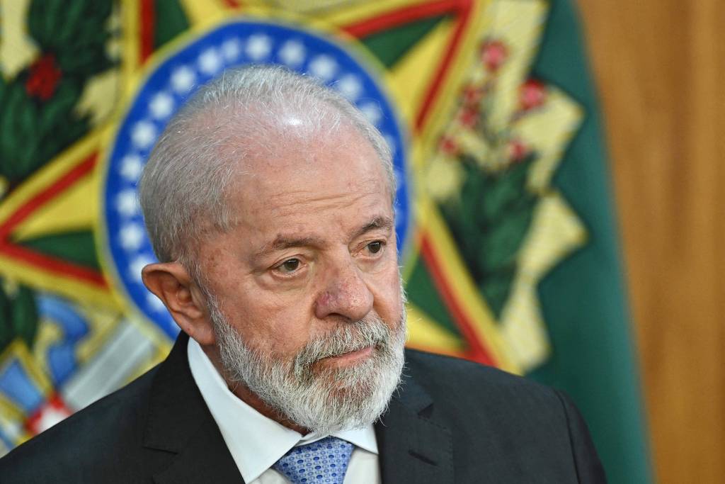 fernaolmesquita's tweet image. LULA PEDE QUE STF ANULE AÇÕES DE VÍTIMAS DO INSS
CONTRA O GOVERNO

Ele entrou com uma Arguição de Descumprimento de Preceito Fundamental (ADPF) no Supremo Tribunal Federal para que todas as ações movidas por aposentados e pensionistas que foram vítimas do desconto indevido pelo…