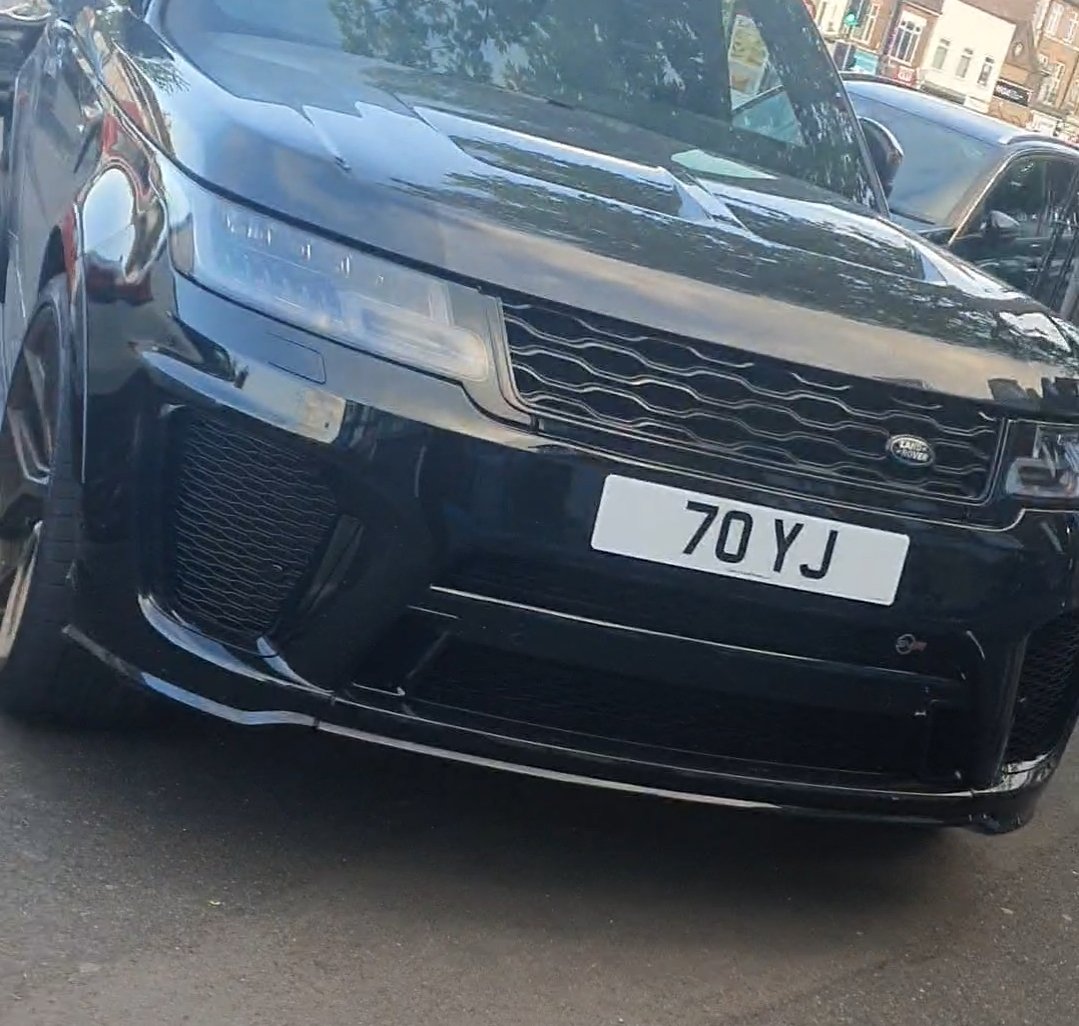 B72BadParking's tweet image. 70YJ not disproving what a lot of people think about Range Rover drivers.
We need more parking enforcement please.
@badlyparkedbrum @cllralexyip @AndrewmitchMP @RichParkerLab @Trafficwmp