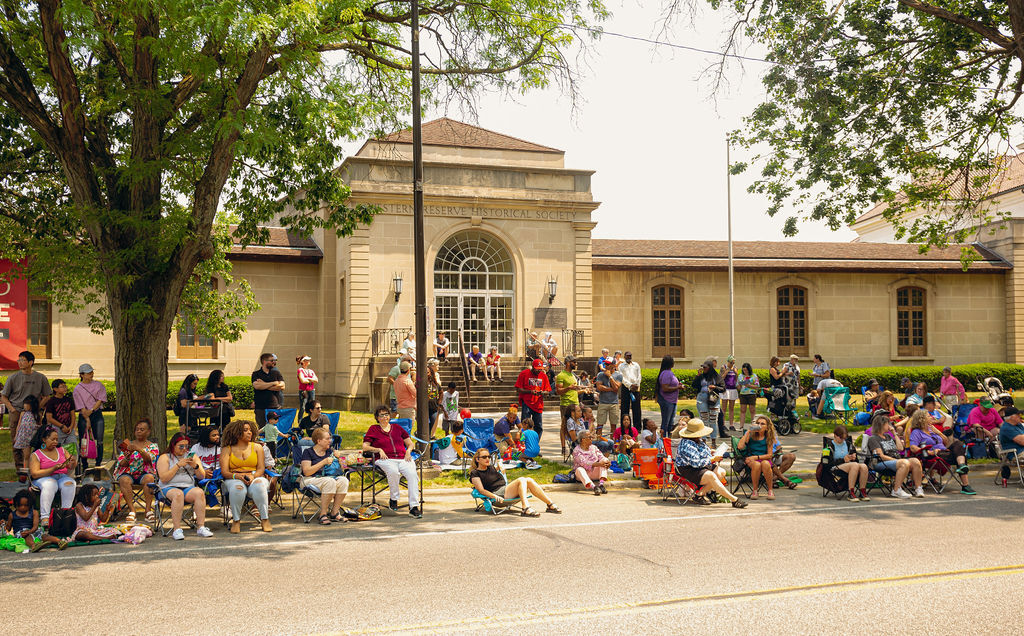 "Where do I park for Parade the Circle &amp; Circle Village?" The age old question... Plan your trip at hubs.ly/Q03rbPdl0