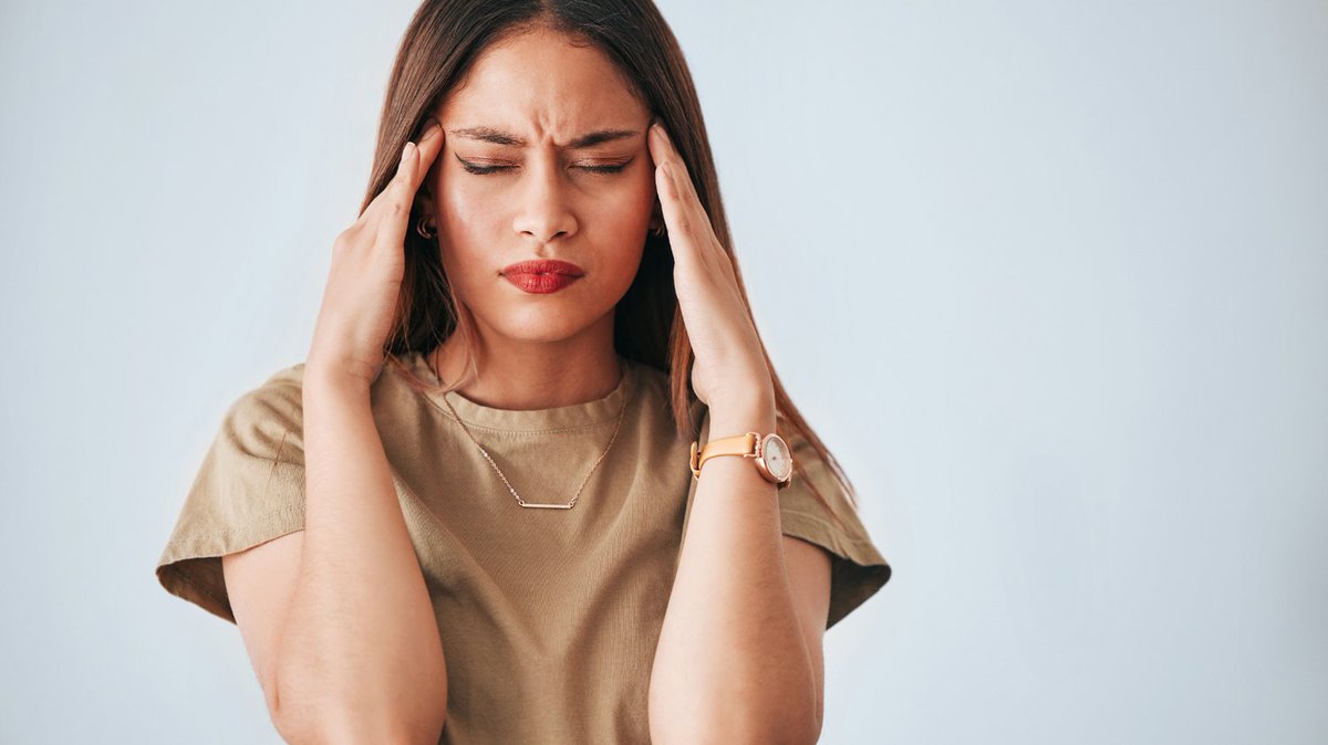 PrestigeCoachin's tweet image. How are climate events affecting mental health? 🌍 
Rising anxiety, lasting trauma, and social effects are real. 

Insights sourced from tinyurl.com/mr3ffne6
 #ClimateEvents #MentalHealth #CommunitySupport