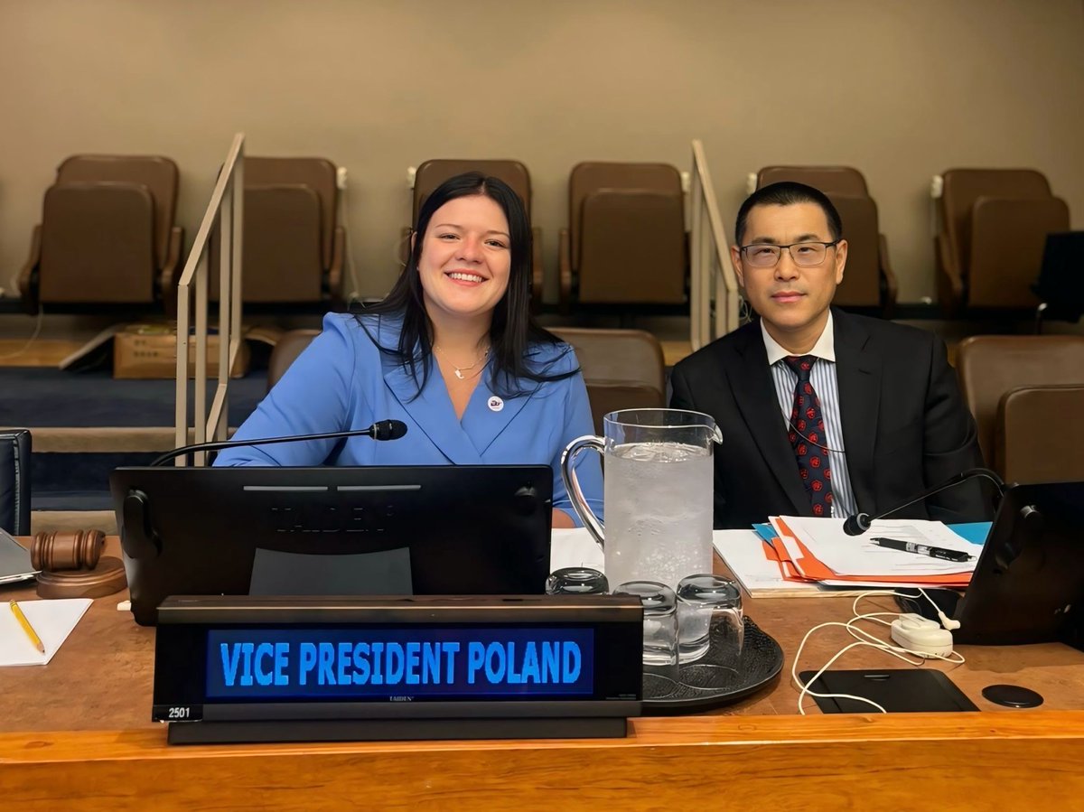 Poland in the UN (@plinun) on Twitter photo #CoSP18, the largest annual gathering on #DisabilityInclusion, has concluded.
🇵🇱’s <a href="/IwonaLula/">Iwona Lula</a> served as VP of the Conference. Grateful to 🇱🇰 for its leadership & 🇨🇦🇵🇪🇹🇿 for cooperation in preparations.
Thanks to all delegations for their active engagement over the past 3 days! #CoSP18, the largest annual gathering on #DisabilityInclusion, has concluded.
🇵🇱’s <a href="/IwonaLula/">Iwona Lula</a> served as VP of the Conference. Grateful to 🇱🇰 for its leadership & 🇨🇦🇵🇪🇹🇿 for cooperation in preparations.
Thanks to all delegations for their active engagement over the past 3 days!