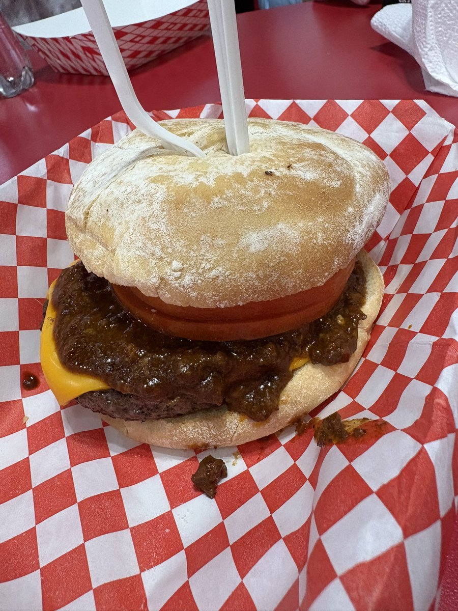 Matt Thomas (@sportsmt) on Twitter photo Had a great lunch with dedicated show listeners <a href="/jimmybraud/">jimmy braud</a> and his wife Jill today in Vegas at <a href="/ACardiacAttack/">HeartAttackGrill</a>. Manillow tonight! Had a great lunch with dedicated show listeners <a href="/jimmybraud/">jimmy braud</a> and his wife Jill today in Vegas at <a href="/ACardiacAttack/">HeartAttackGrill</a>. Manillow tonight!