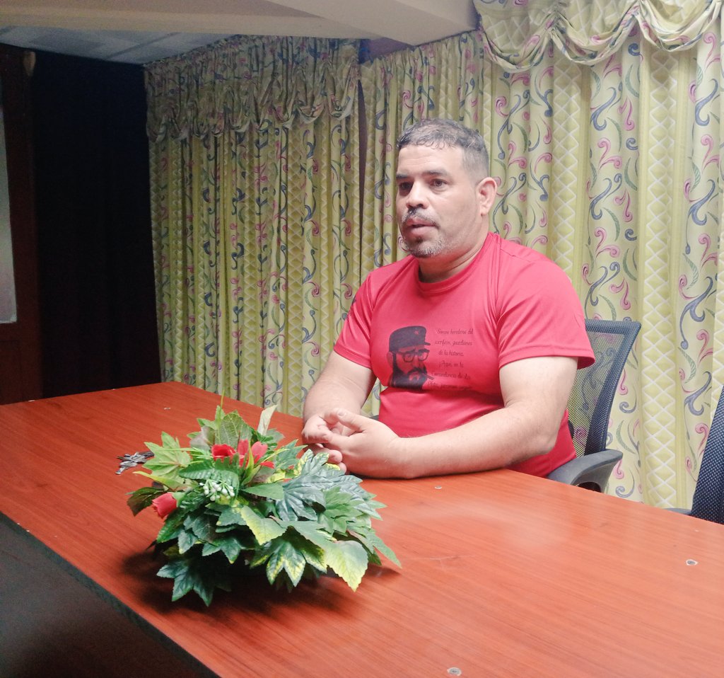 Fortaleciendo el compromiso y la organización.
Ejecutivo Provincial de la FEEM en #ProvinciaGranma  llevó a cabo su preparación correspondiente al mes de junio, abordando temas fundamentales para el desarrollo y fortalecimiento de la organización.
