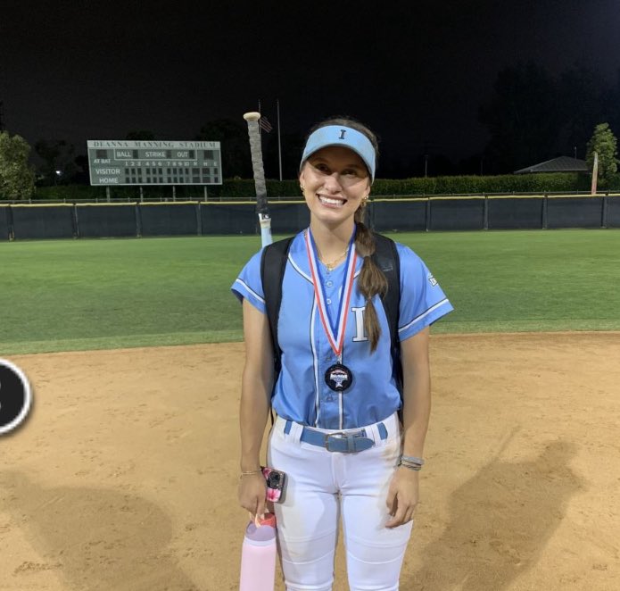 Abby Sasaki represented Irvine at the OC all star game! She went 1 for 2 with 2 RBI and played RF. Proud of our seniors!  #GoVaqs
