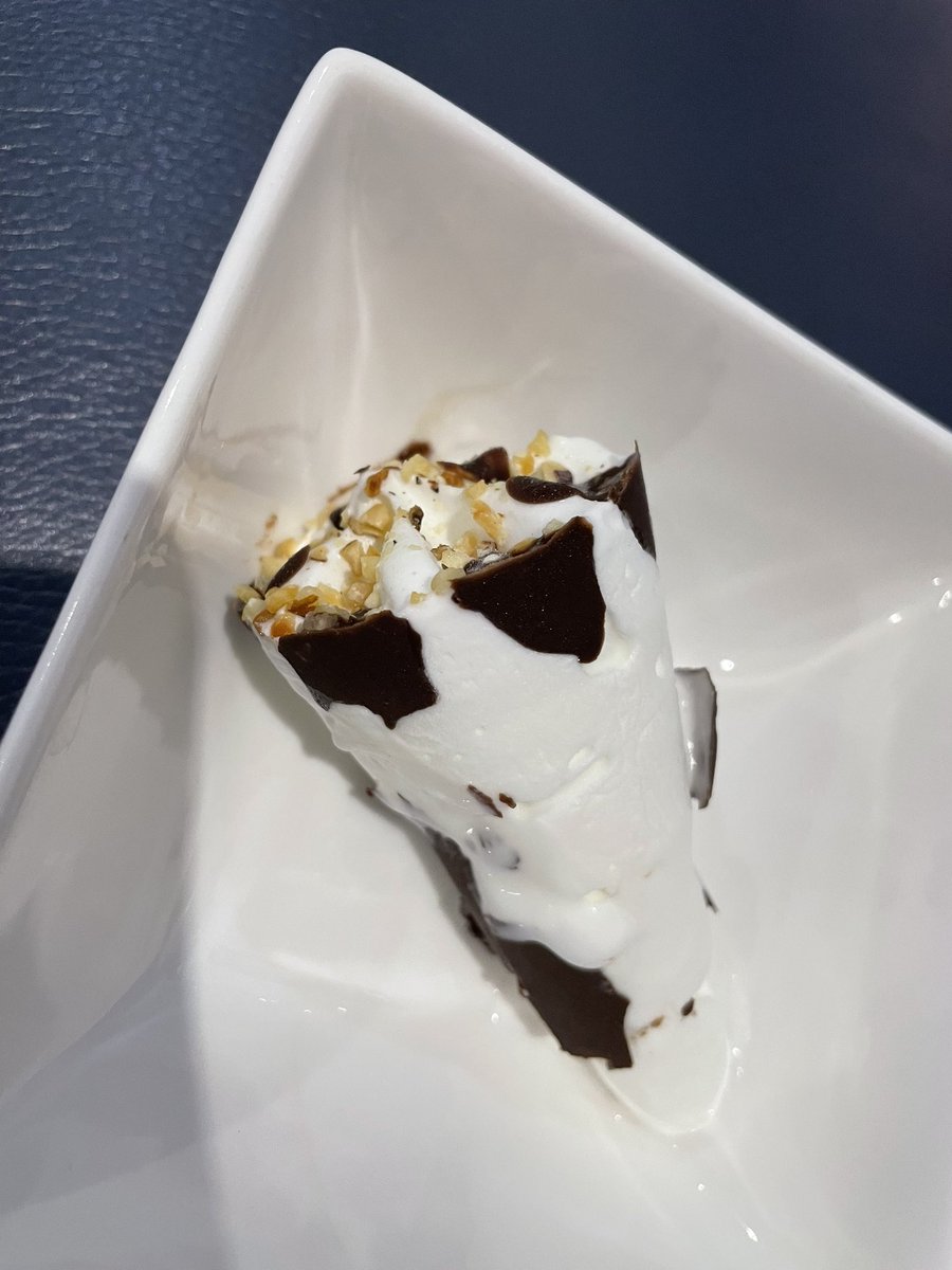 pommesanne tweet media