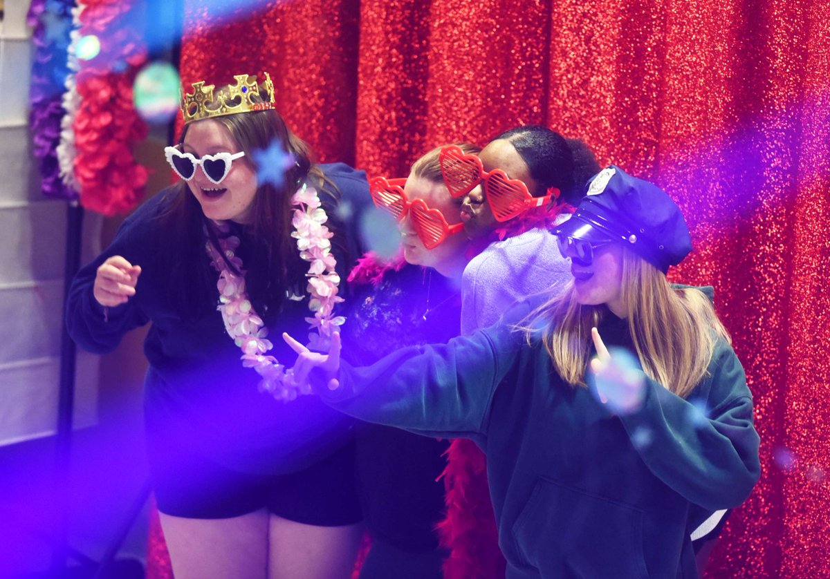 #TBT Good times and good vibes at SpringFest 😄

#CampusVibes #CollegeEvents #CollegeThrowback #GoodTimes #MemorableMoments #StudentActivities #StudentLife #StudentMemories #ThrowbackMemories #ThrowbackThursday