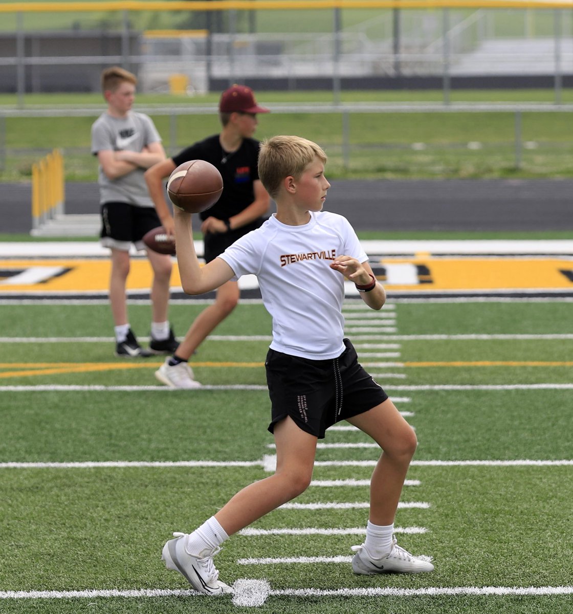 Great group of Q’s for the program in Southeast Minnesota at Byron high school this summer. Excited to put in the work!🙌

#612Qs🎯 // #STP