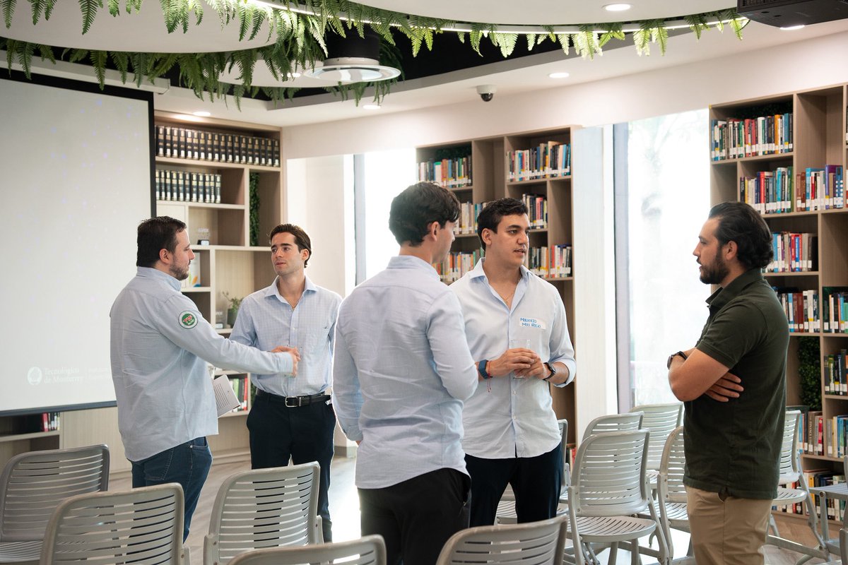 El 5 de junio realizamos el Kick Off de enlace Monterrey 📍en EGADE Business School

👉Carnes Altamira , Centro en Genética y Genómica de México, Dileo, Divitta, DogDay, Ecolkem, Energías Limpias de México, lapzo, mas recio, moviro, Nufi, Pelucheria, Quality Out Door y TAGAR