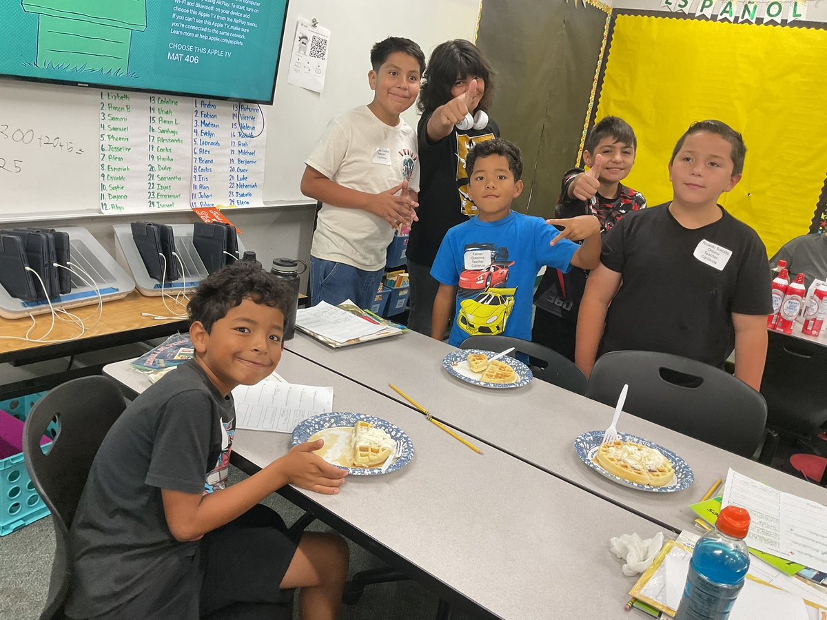 MrsCarranza403's tweet image. Cooking up fun in summer school! 🧇 Our 4th graders had a blast making breakfast waffles together teamwork, smiles, and sweet syrup all around! #BurtonExperience #SummerLearningFun