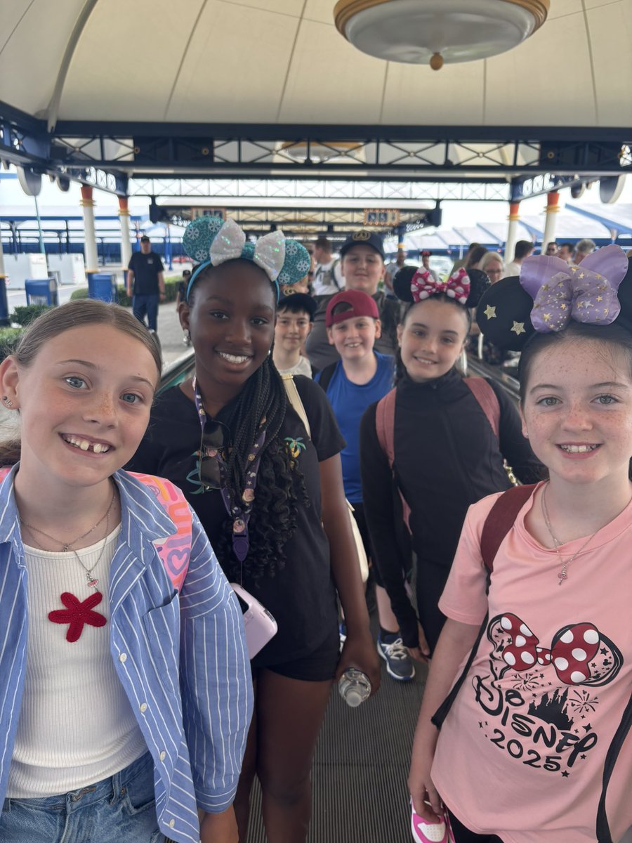 What an amazing day the children have had at Disneyland Paris today - magical memories made! <a href="/NewParkPrimary/">New Park Primary School</a> <a href="/NewparkPCM/">Rob Povey</a>