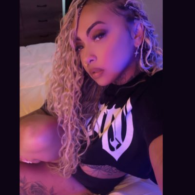 jabrielle_p's tweet photo. #NewProfilePic https://t.co/EH9EtZyF6g