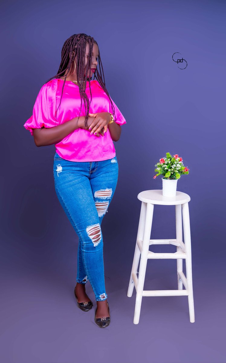 The weekend starts 
Have a fabulous one