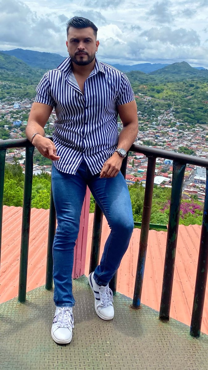 KenexF's tweet image. 🙂‍↔️