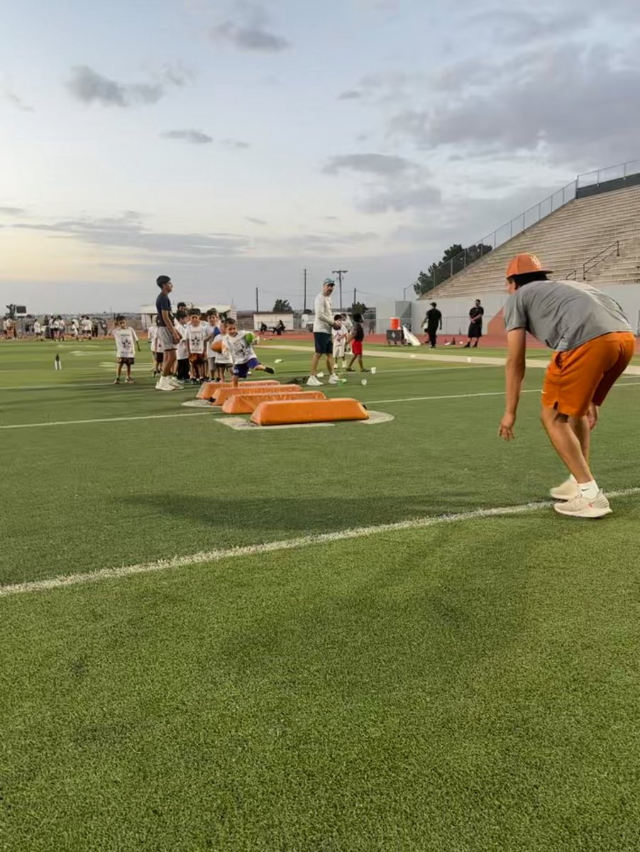 Huge thank you to the Riverside community for showing up and making another youth camp a success! We had an awesome turnout, and most importantly—the kids had a blast! #RangerPride #FutureRangers