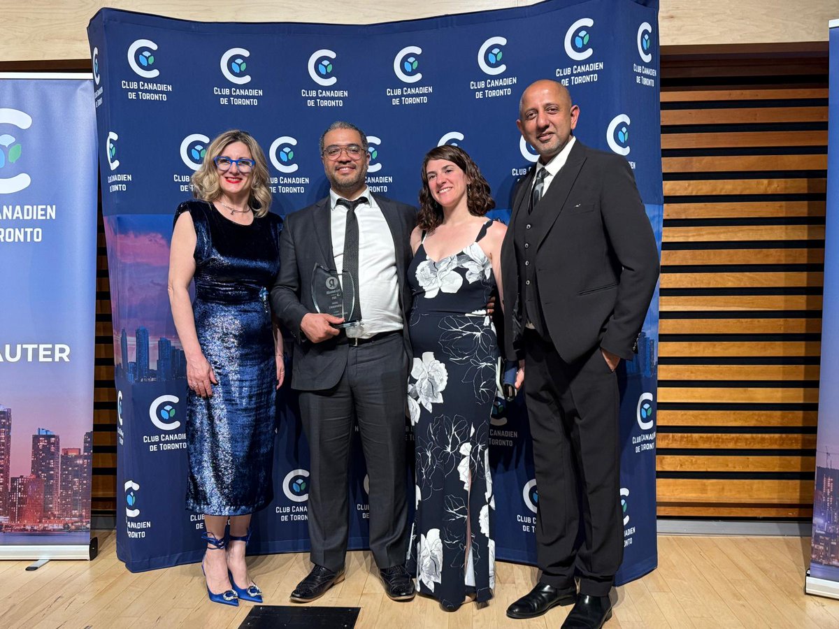Un moment de grande fierté pour toute l’équipe de Vretta ! Notre vice-président à l’innovation, Charles Anifowose, a reçu le prix Entrepreneur lors de la 8e édition des Prix RelèveON, organisée par le Club canadien de Toronto. 🙌
Cette prestigieuse célébration de l’excellence