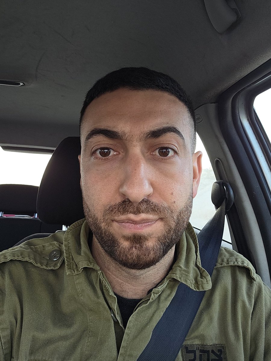 uricohenisrael's tweet image. No sleep
On my way to another base
Wish us goodluck,
We need your prayers ❤️🙏🇮🇱