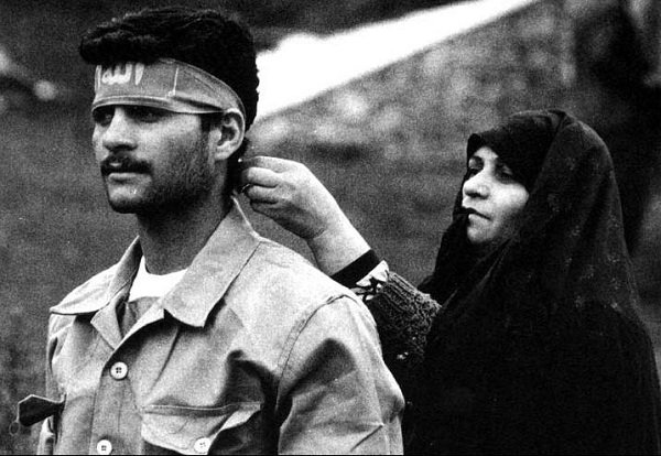 در سختی‌هاست که باید نگهبان و پشتیبان وطن بود...