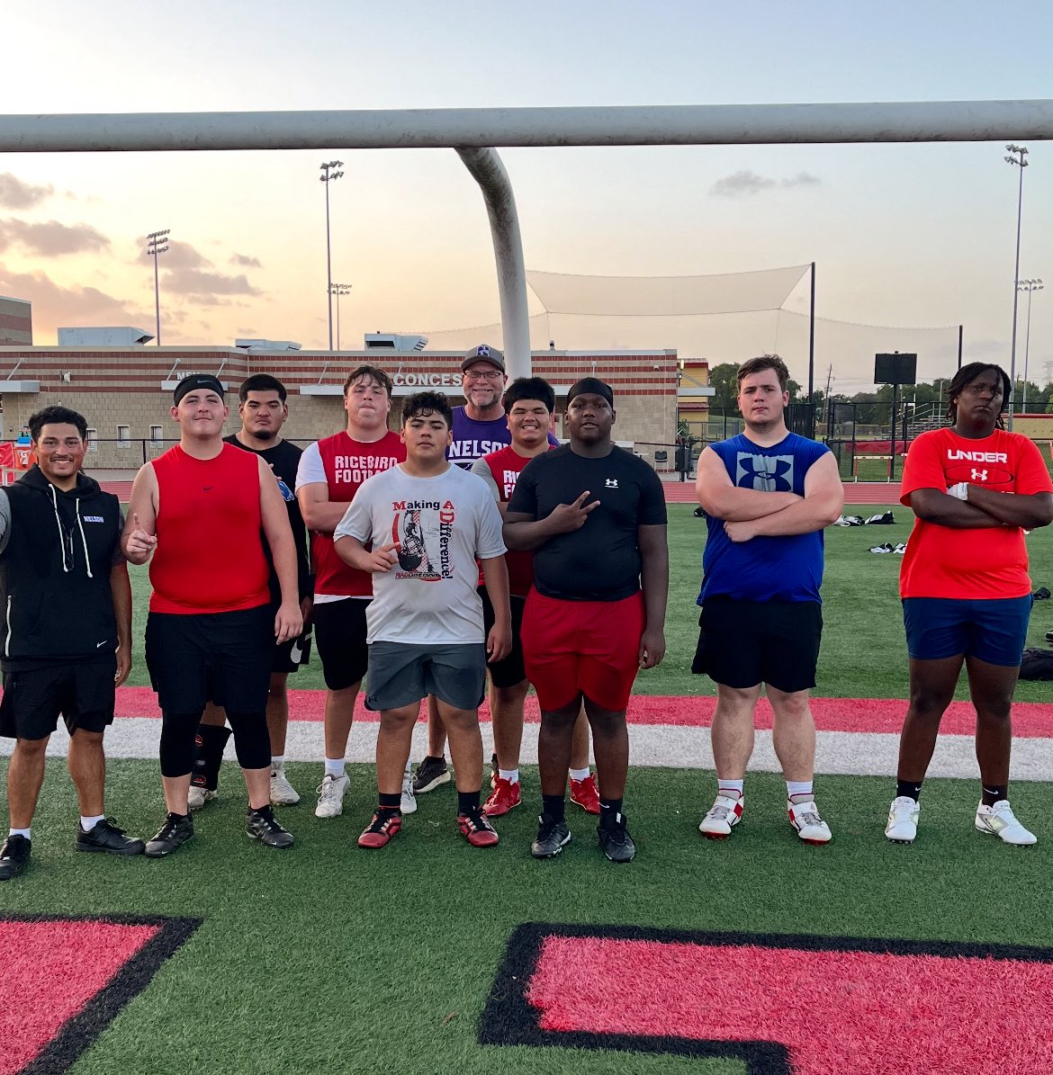 Garrison_Oline's tweet image. Nelson University football camp is over. I got to work with 51 oline this summer. It was a blast. Go Lions!