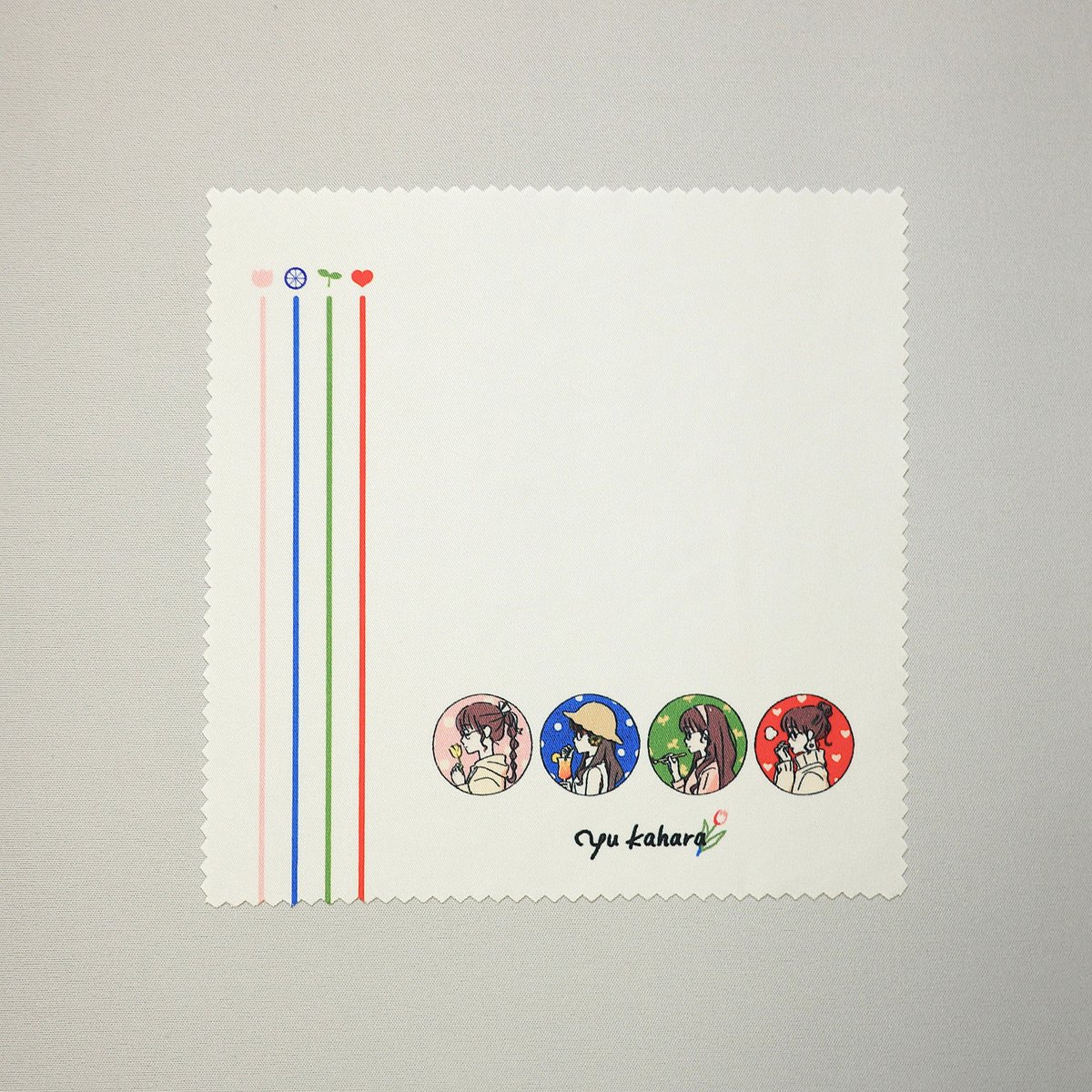 ＼🌷郁原ゆう×めばち🌷／

声優『郁原ゆう』とイラストレーター『めばち』によるスペシャルコラボグッズがヴィレヴァンオンラインストアで好評受注中！！

ふんわりやさしい描き起こしイラストは必見！
イチオシは【メガネケースとメガネ拭き】のサンプル画像を公開します👓