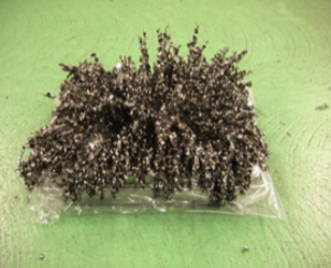 DynamicToolsDT's tweet image. タンク内に還流された油やクーラントから鉄系（磁石に反応）スラッジを簡便に取り除く製品です。 強力磁石が上面及び側面に強い磁力を発揮します。底面はタンクへの固定用に弱く磁力を保持します。  ＃クーラントタンク ＃機械加工 ＃環境改善 ＃マグネット