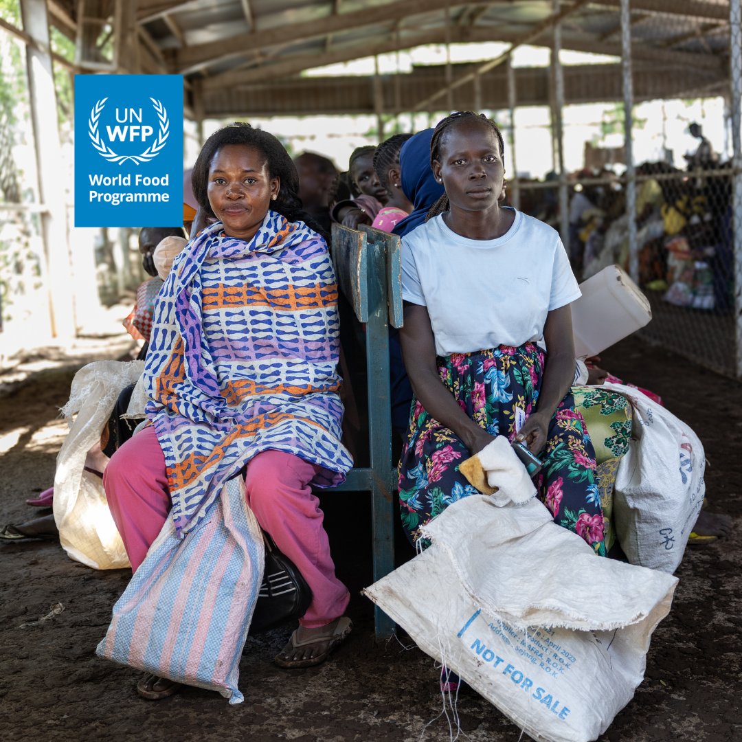 Refugees in #Kenya receive less than 1/3 of the food they need due to reduced funding.

When funding falls short, refugees are often the first to suffer - unable to work or return home.

Food assistance is a vital safety net for #refugees trying to rebuild their lives in safety.