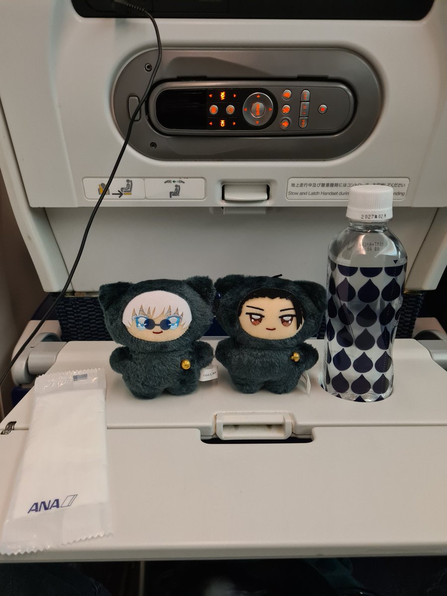 risujuju's tweet image. もうお別れの時間になりましたね…寂しい
日本楽しかったです イベント、コラボ、舞台、劇場版も この数ヶ月間本当にありがとうございました
これからちみたちに🍝の国を見せてあげようと思いますね
またいつか🩵