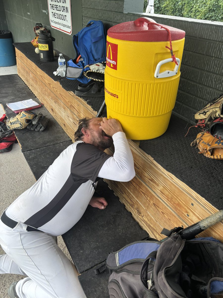 The Sox fall to the Yankton lakers 7-2. Great pitching performance by Trey Ortman. Tschetter nearly takes one deep but the ball got hung up in the wind.
