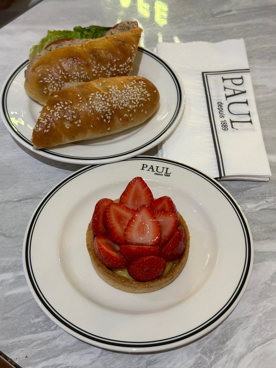 ryn 🍓 tweet media