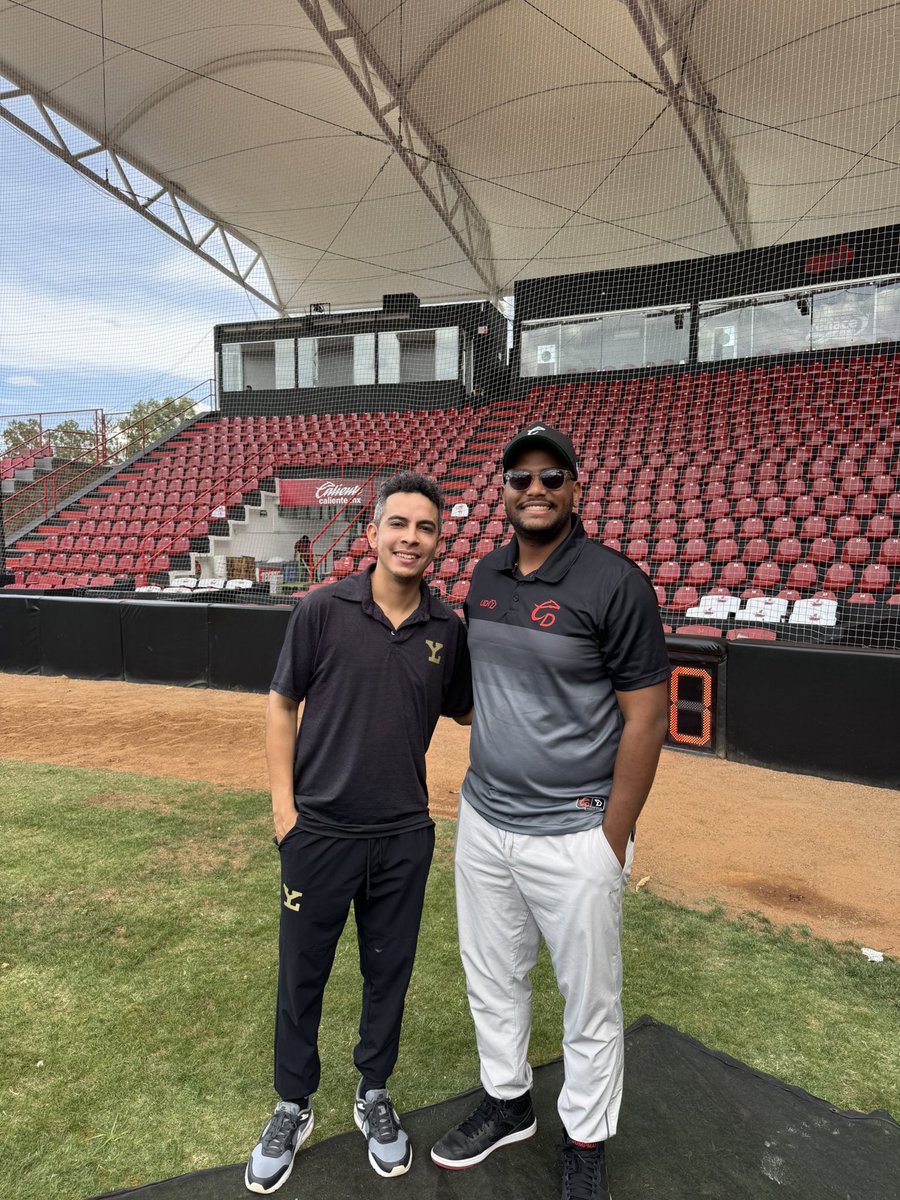 Josafat Pérez (@josafatperez) on Twitter photo Rivales en México, rivales en Dominicana… pero siempre con un gran respeto y admiración. Qué bueno es encontrarse con dominicanos que se han destacado haciendo lo que aman. ¡Orgullo de los nuestros! 🇩🇴🔥⚾️ <a href="/domingotavarez_/">Domingo Tavárez Sánchez</a> Rivales en México, rivales en Dominicana… pero siempre con un gran respeto y admiración. Qué bueno es encontrarse con dominicanos que se han destacado haciendo lo que aman. ¡Orgullo de los nuestros! 🇩🇴🔥⚾️ <a href="/domingotavarez_/">Domingo Tavárez Sánchez</a>