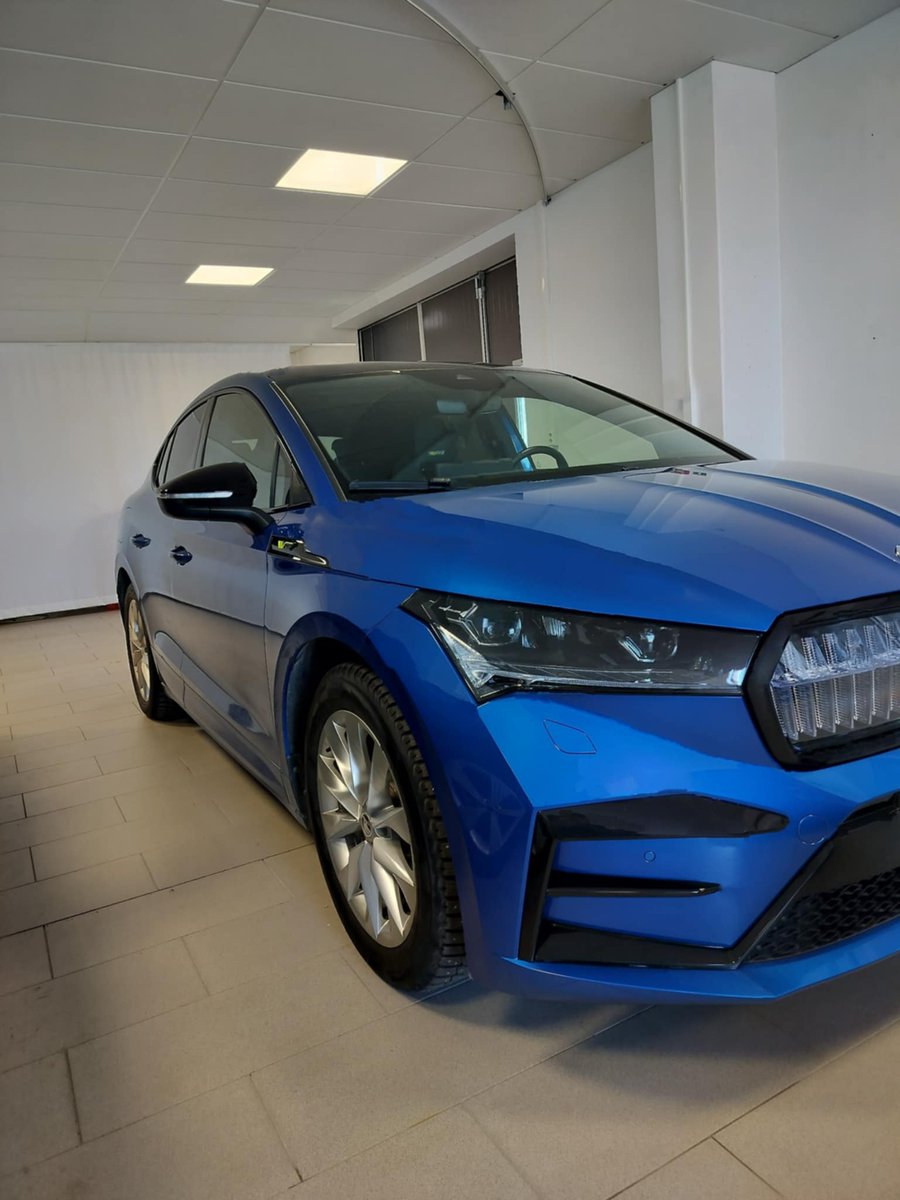 cykelpimon's tweet photo. Skoda Enyaq Coupe RS IV 2023 and has 0-100 km/h: 6.5 seconds and top speed of 180 km/h and driveline two electric motors (front 109 hp, rear 204 hp), system power 299 hp, 460 Nm and 77.0 kWh usable battery and 430 kilometers Real range and max charging power of 11 kW AC,135 kW DC https://t.co/ykpGA4elVo