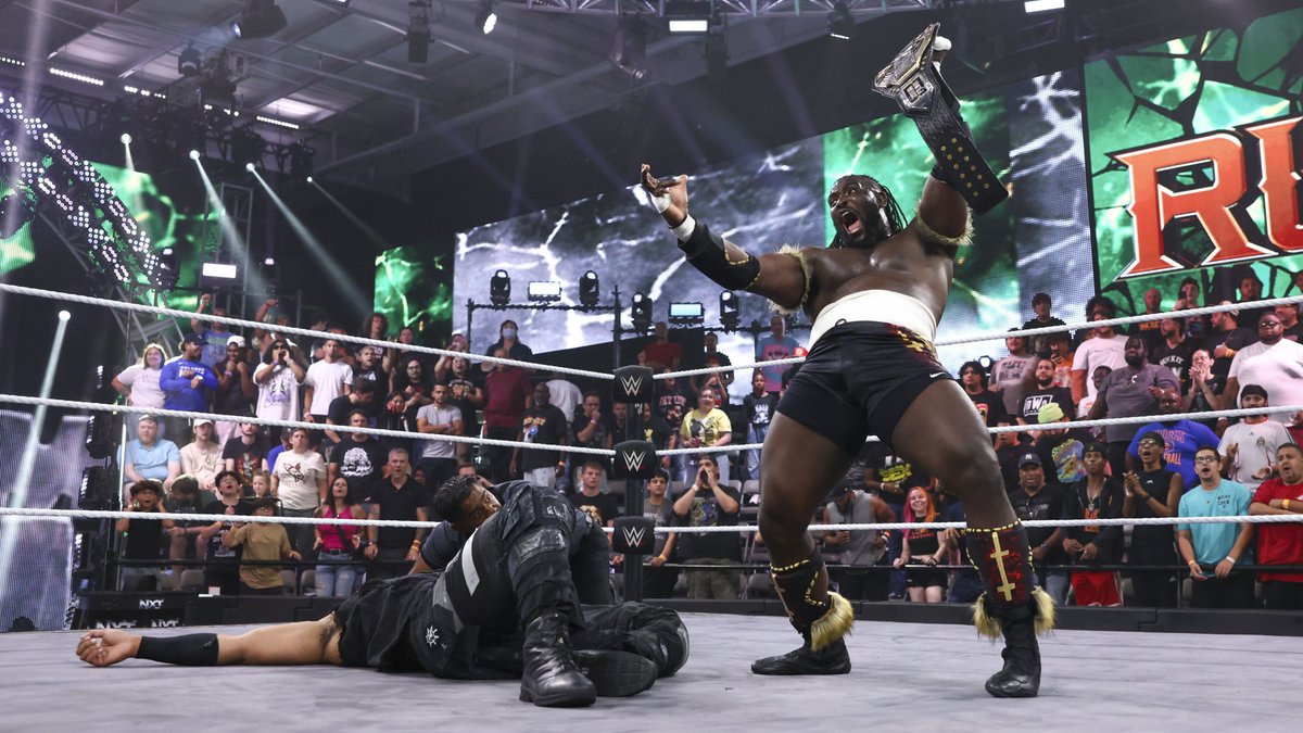 WWENXT's tweet photo. Who's next for Oba Femi? 🤔

@Obaofwwe #WWENXT https://t.co/VwJHSHRxrJ