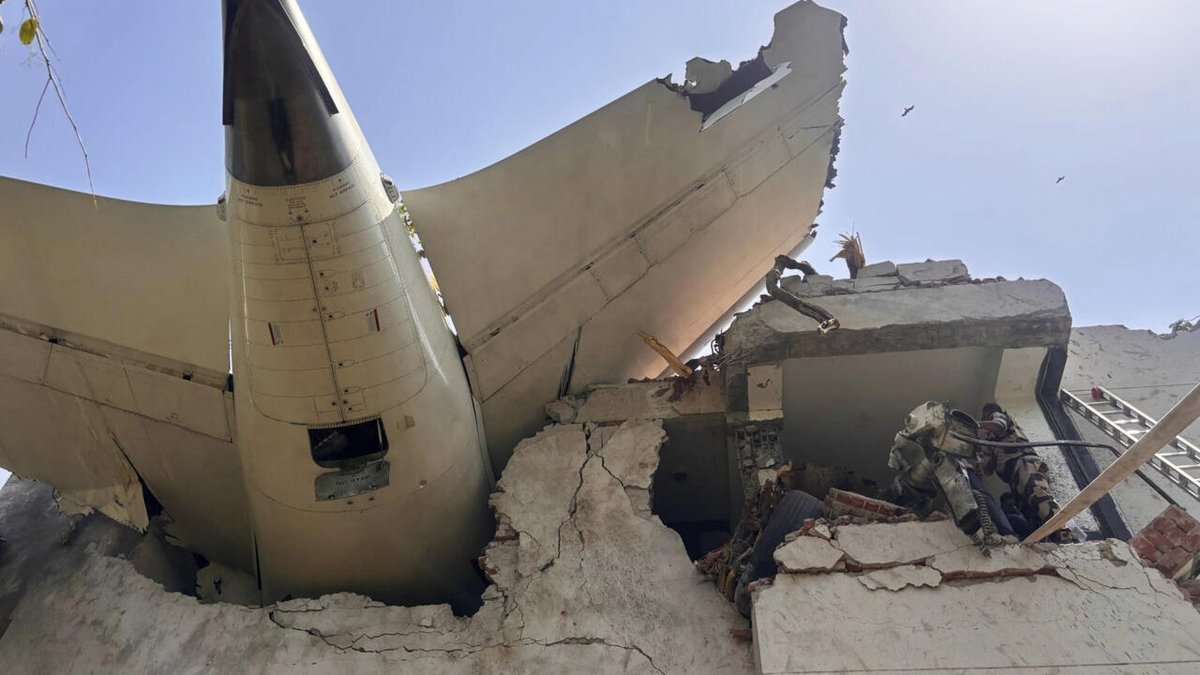 Air India Ahmedabad plane crash.
<a href="/KumalSandhesh/">prem kumal</a> 
<a href="/kumal12193/">Pawan Kumal</a> 
#airindia