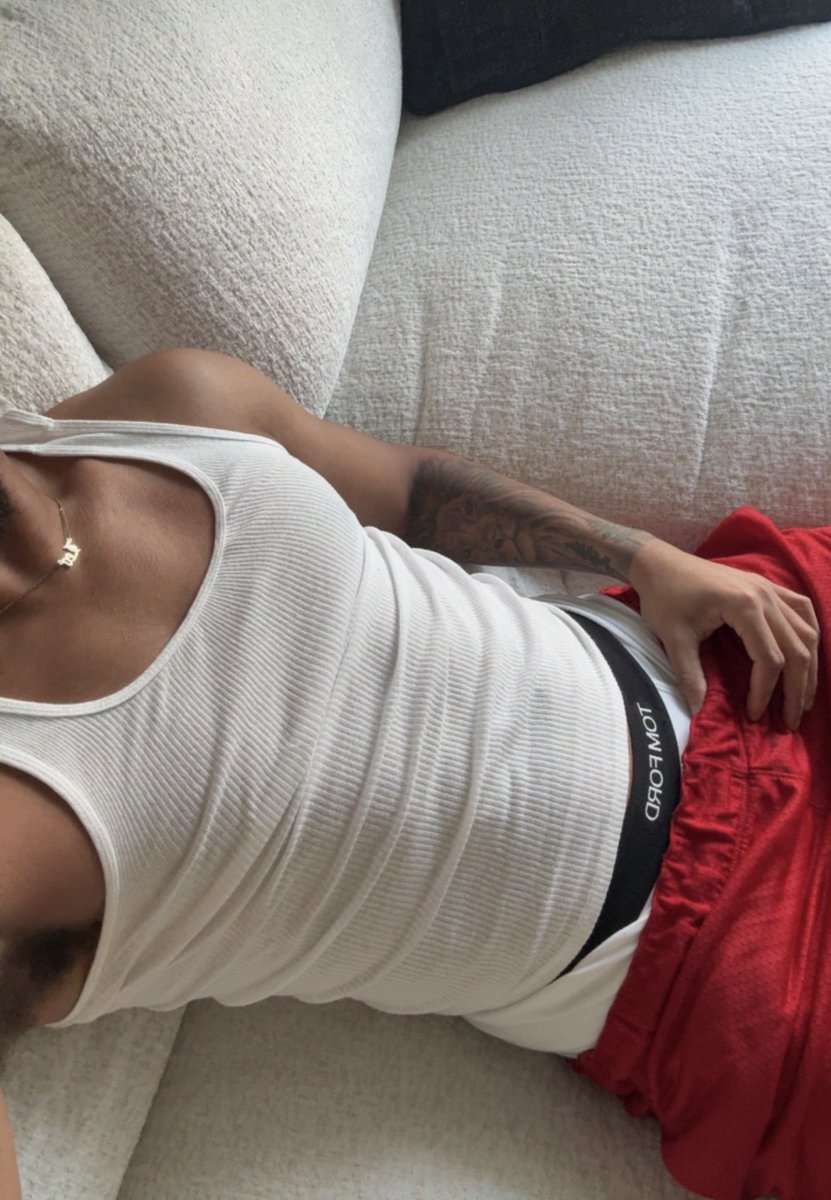 𝓒𝓲𝓷 tweet media