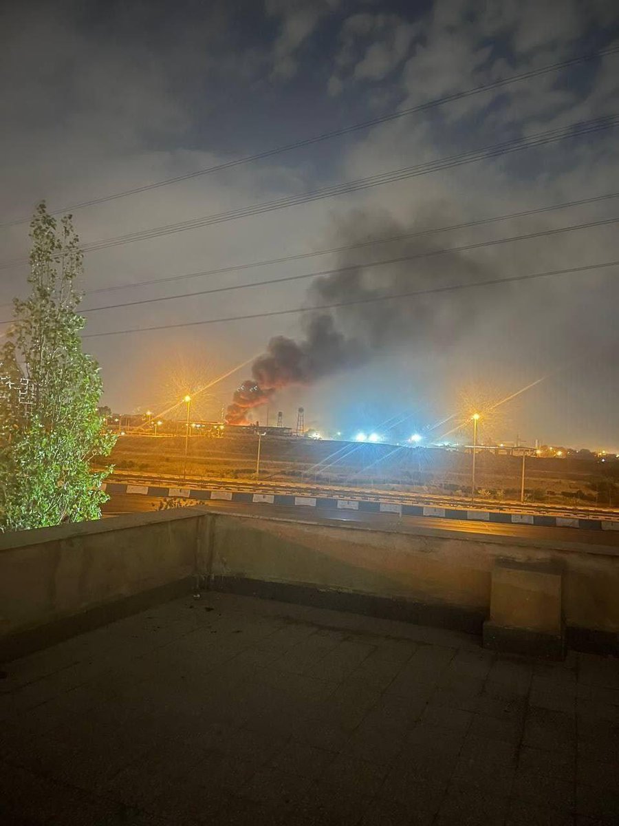 mamadporii's tweet photo. تهران همین الان   
#IRGCterrorists https://t.co/sh1RjMidRp