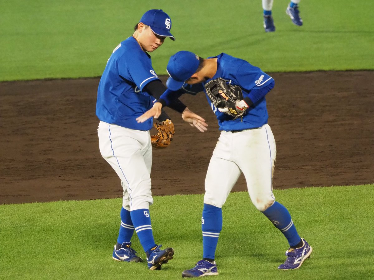 勝った時のいつものやつ✋ #田中幹也 #村松開人 #dragons