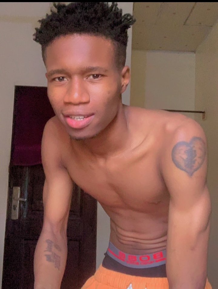 david_jayflex's tweet photo. Finally 👑🥰💜💜
#sexy🔥 #cute☀️ #Lagos🛫 https://t.co/bf2iThNMHq