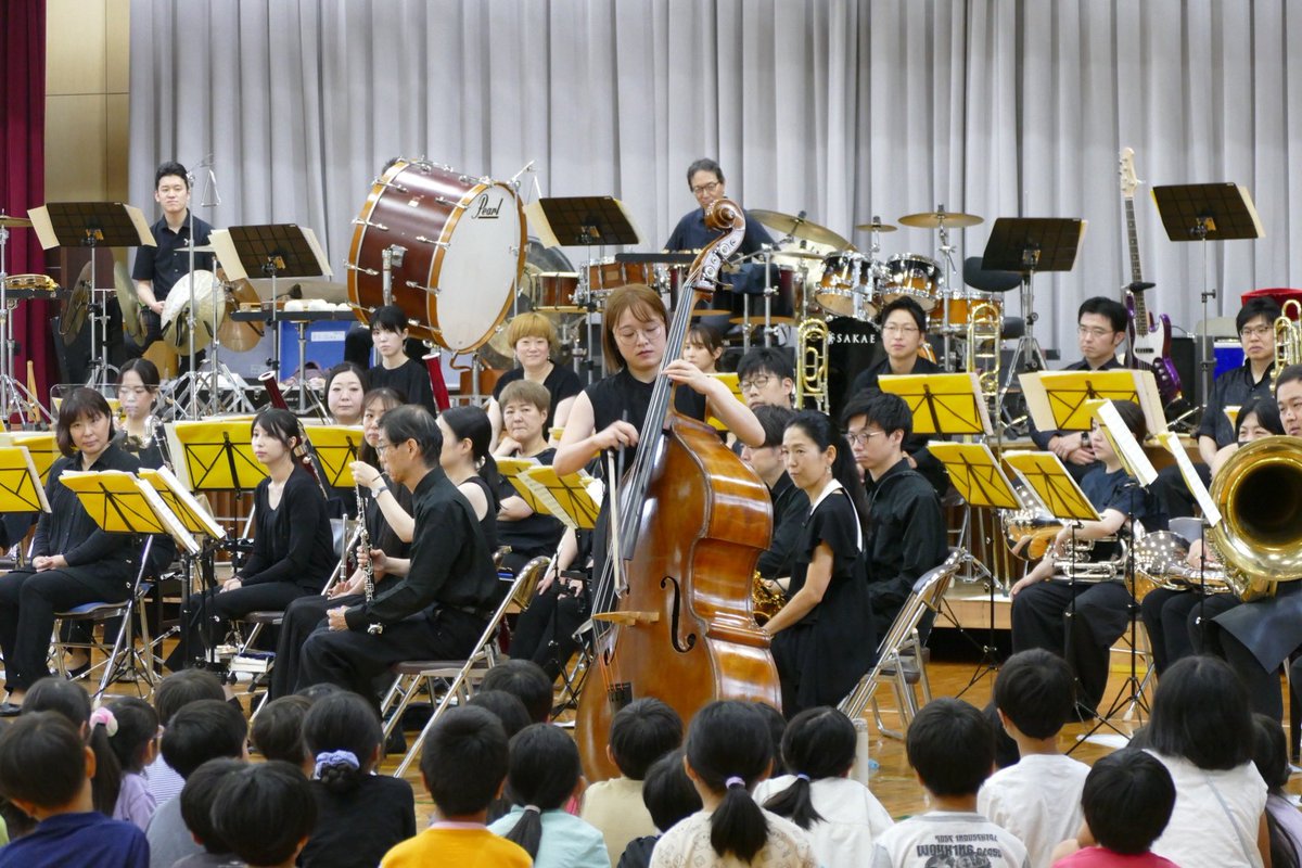 【#御礼💐】

🎼令和7年度　文化庁・文化芸術による子供育成推進事業（学校巡回公演）本公演

今週は京都府内の下記の小学校へ訪問し、文化庁・文化芸術による子供育成推進事業（学校巡回公演）の本公演を行いました❗️

6⽉9⽇(⽉) 京都市⽴鏡⼭⼩学校
6月10日(火) 京都市⽴鳳徳⼩学校
6月11日(水)