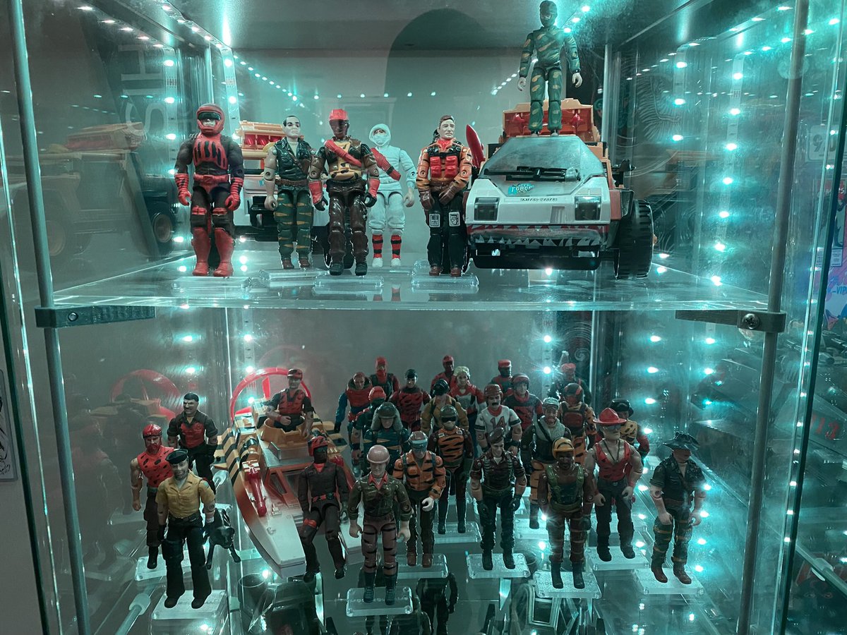 WilliamMitchner's tweet image. I could go with so many but I always come back to the ARAH GI Joe line! From the Action Force #Roboskull to the #TigerForce subset that my dad ran around to find for me when I was a kid