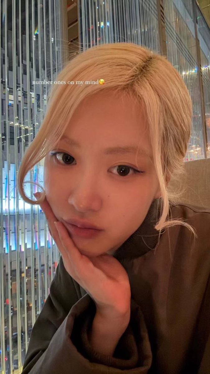 은은한 스포가 너무 귀여워🫳🏻