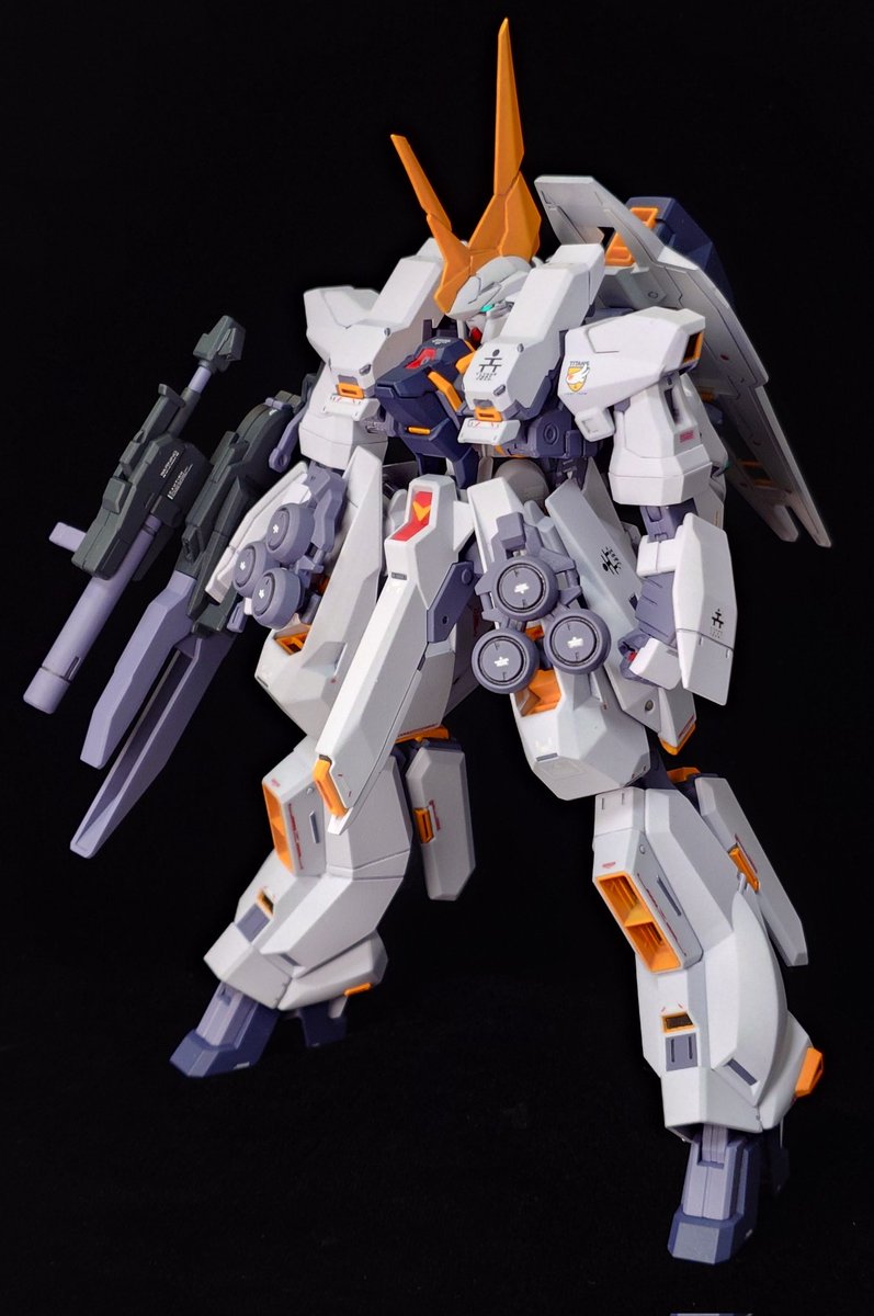 なんか新しいスマホのカメラ間違いなく前のよりいいんだけど
加工してないのにCGみたいになるんですよ。
う～む🤔