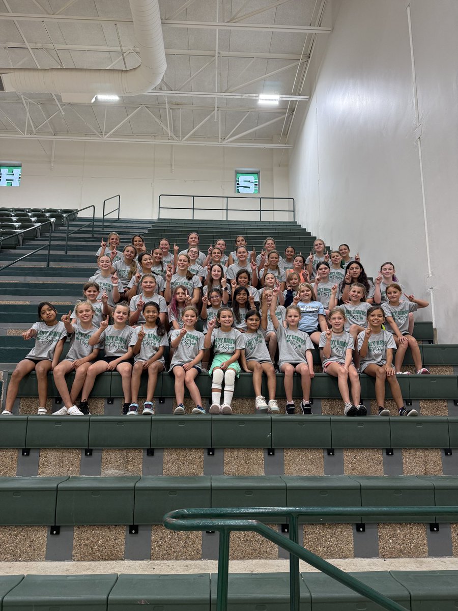 Volleyball Camp✅
Softball Camp✅
Basketball Camp✅

The future is Bright‼️⭐️