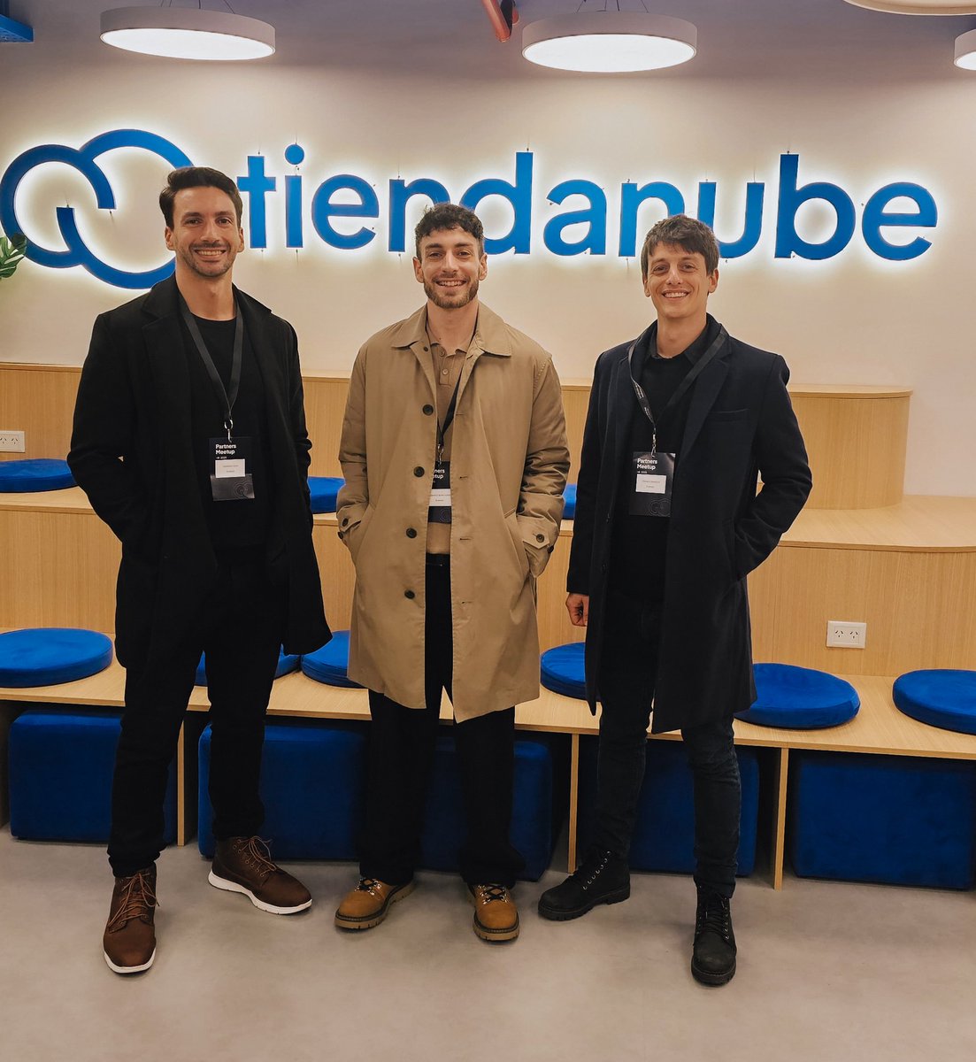 BongiornoFede's tweet photo. Con Everest Media y Ecodiem durante el Hot Sale generamos el ~10% de la facturación total de Tienda Nube con nuestros clientes. Eso nos convierte en uno de los principales partners del unicornio argentino con miles y miles de tiendas activadas en la plataforma. https://t.co/9FD2FpqXT9