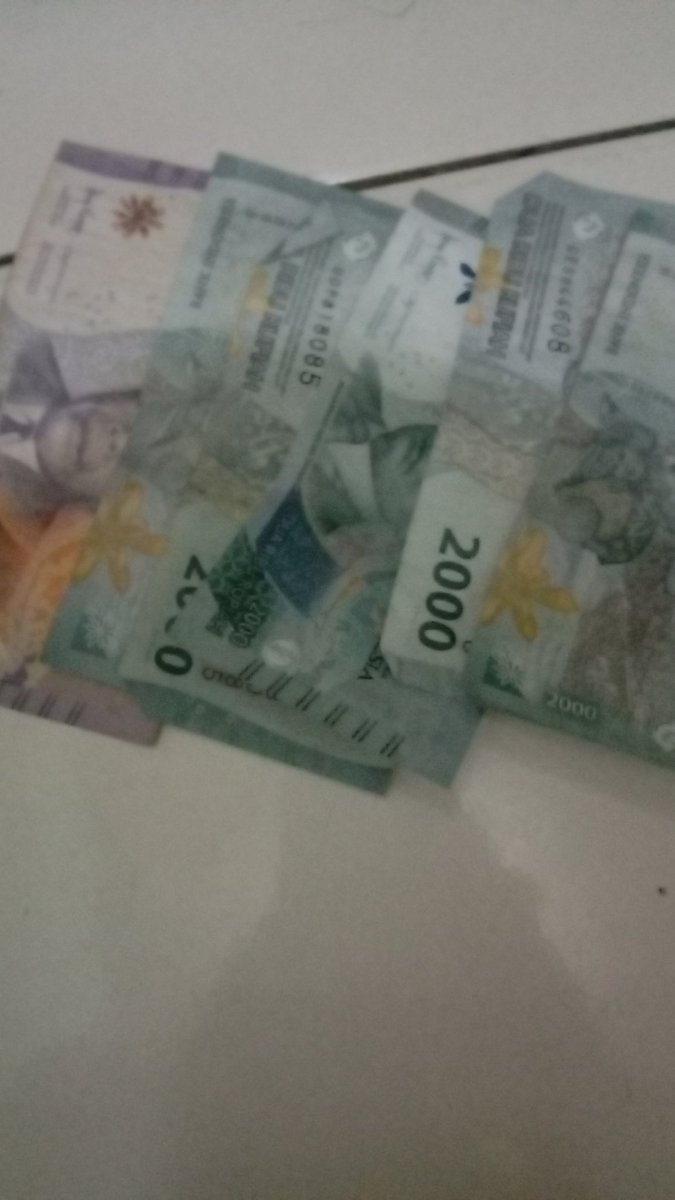 Uangku tinggal segini lagi