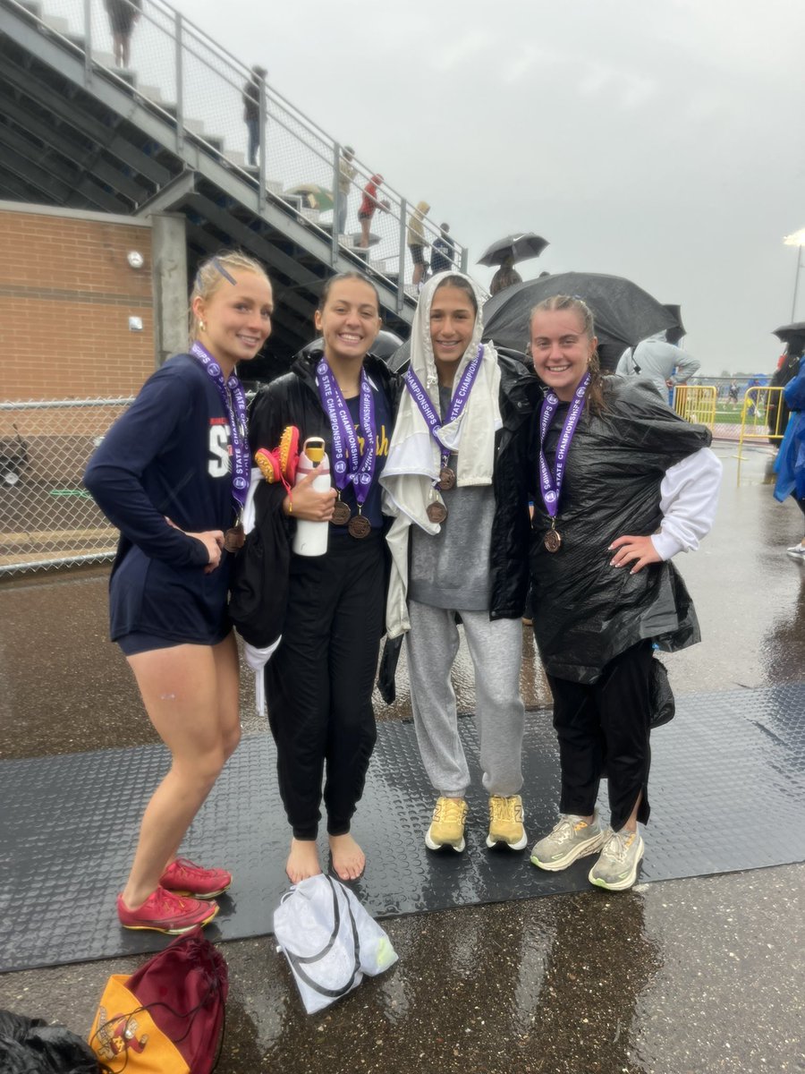 Rosemount Girls T&F/CC tweet media