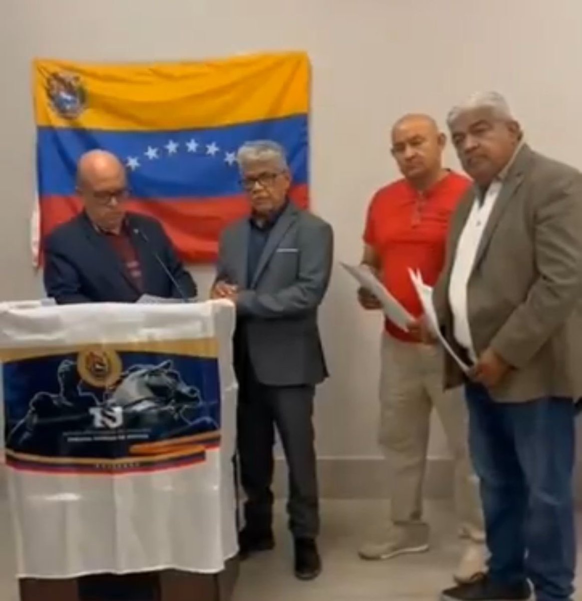 Se viene una noche de análisis geopolítico de altura en Twitterzuela.