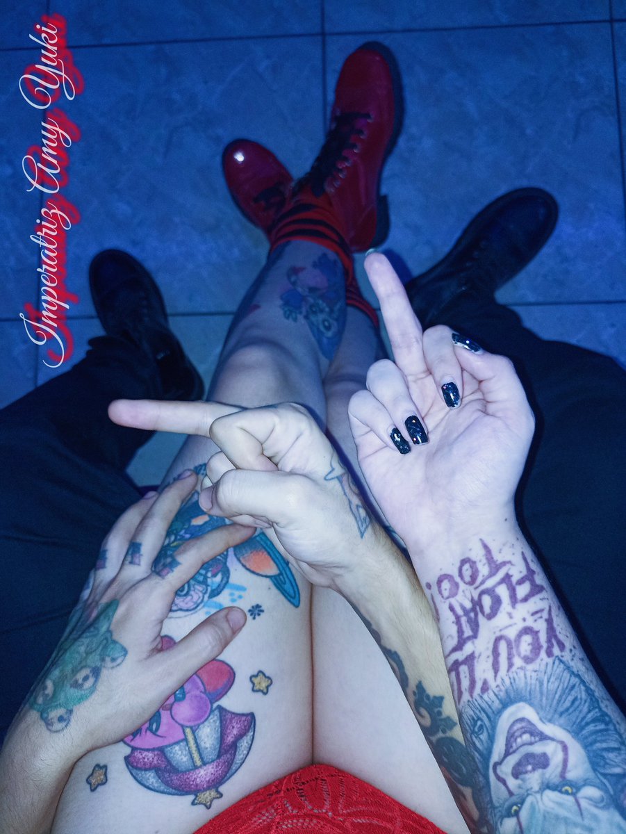 avnasyuki's tweet photo. Quem reconhece a magnitude do meu poder e seu lugar abaixo dos meus pés, encontra o verdadeiro sentido para sua ínfima existência. Feliz dia dos namorados para nós Dommes, e aos gados, chupa o dedo e envia! 🐂

♕ Findom cuckold feet boots
@rtfeetslave1 @rtfindom @rt_feet @rtdoms https://t.co/NMcqwVVIJi