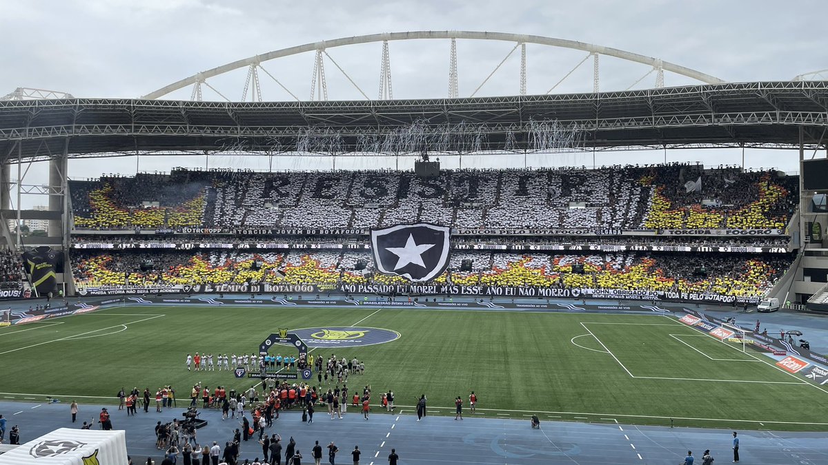 de_letraa's tweet photo. BOTAFOGO 2024: UM ANO PARA LAVAR A ALMA.
 
Um ano que mais parece um roteiro de filme, cheio de redenções e simbolismo https://t.co/KS9EDNI51Y