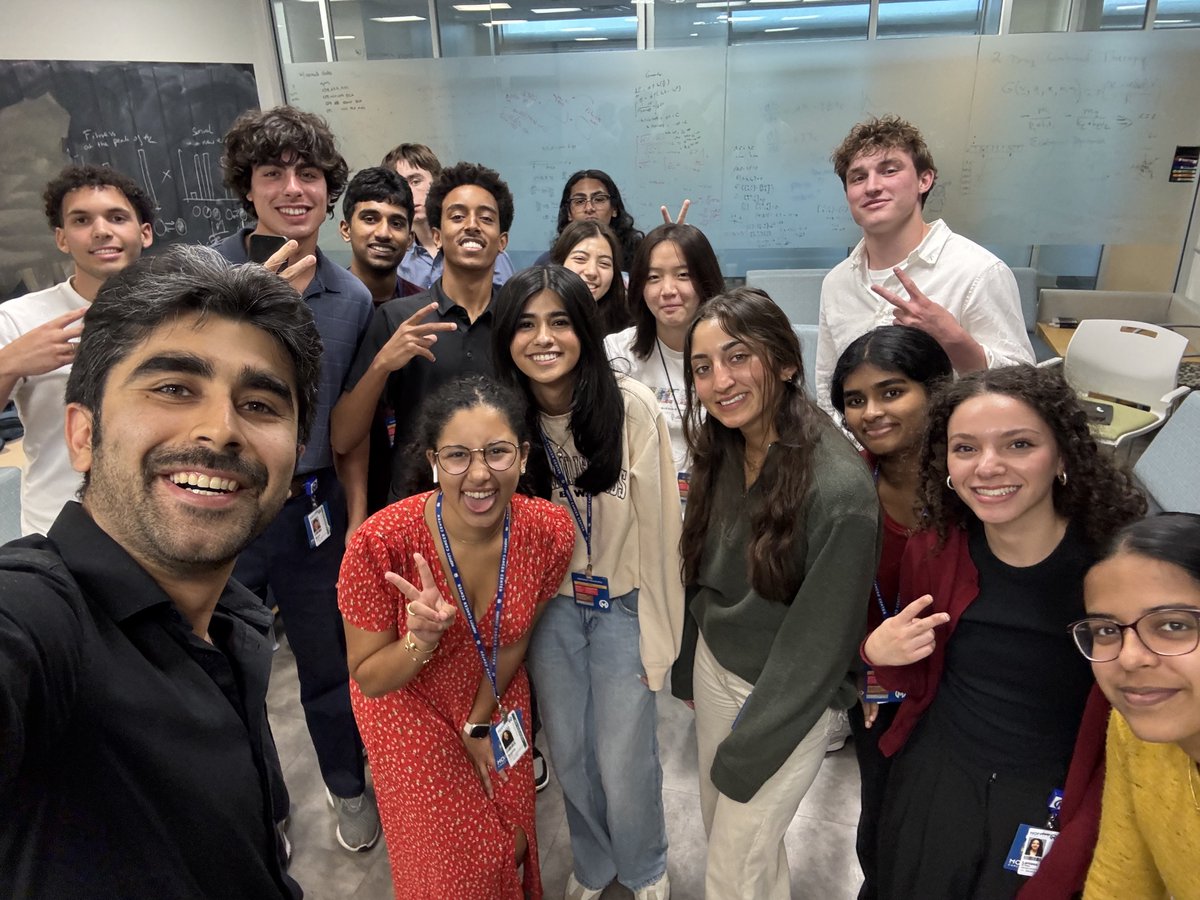 Had so much fun teaching OOP in Java to our brilliant HIP students and exploring how to apply it using our <a href="/HybridAutomata/">HAL</a> to build ABMs in cancer research.
It’s always fascinating to interact with and feel the energy of young minds as they do coding and science.
<a href="/mathonco/">IMO</a>